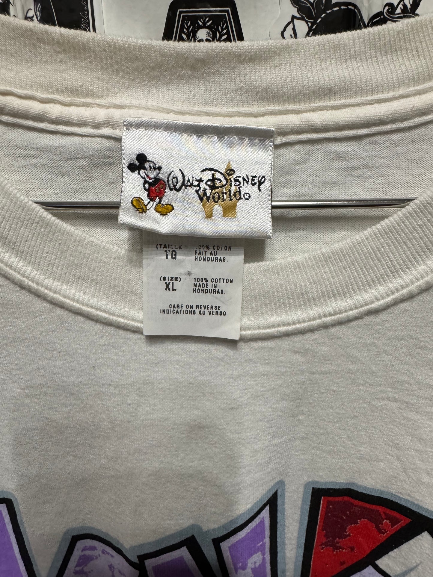 Walt Disney World Minnie Shirt Size XL