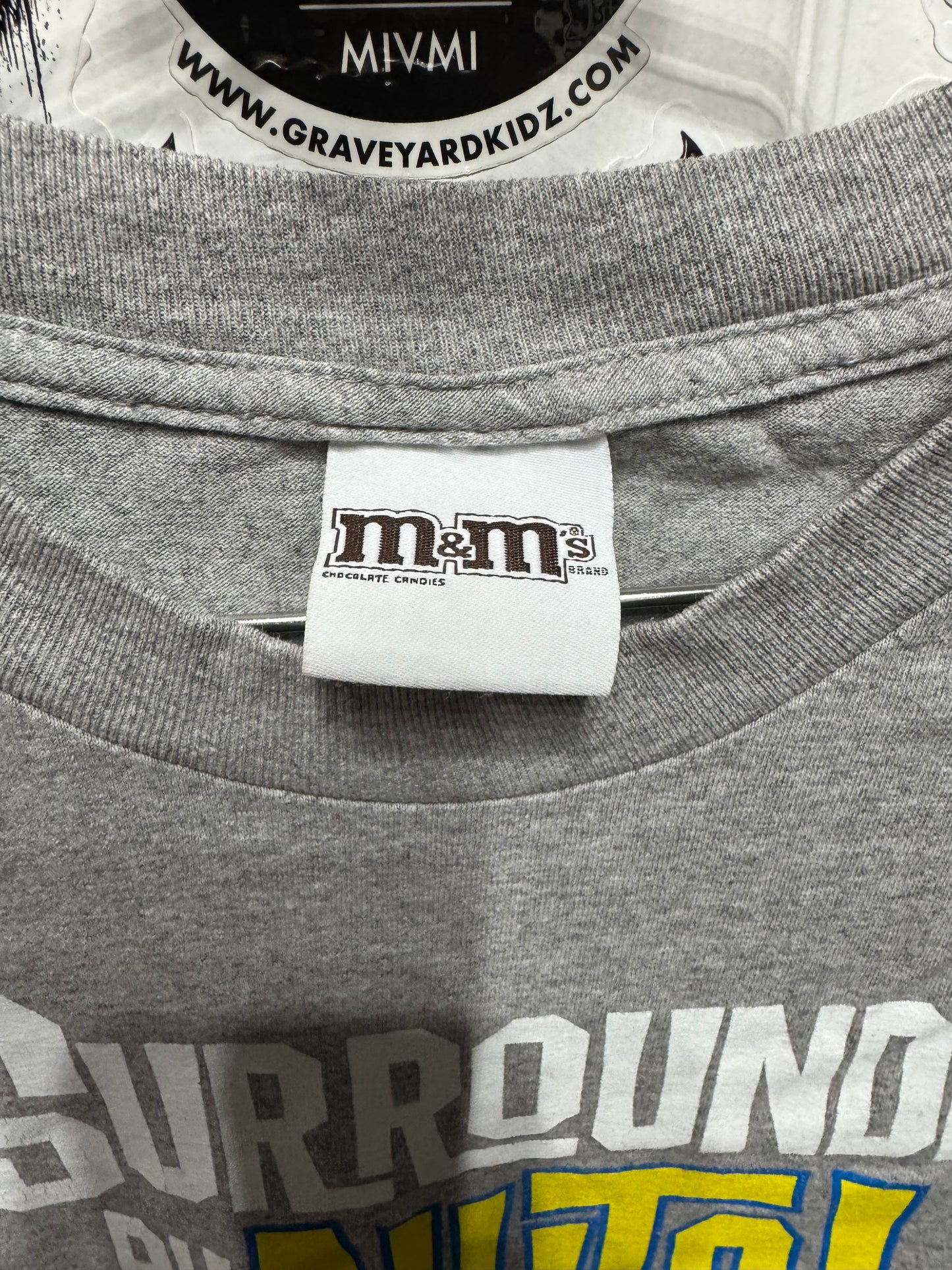 M&M’s Surrounded By Nuts Graphic Shirt Size XL